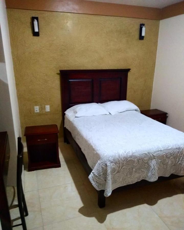 Hotel Maria Esther Perote Екстер'єр фото